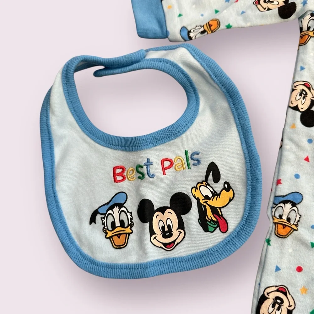 NWT Disney Baby Mickey Mouse Best Pals Light Blue Footies With Bib Size 0-3 Mon